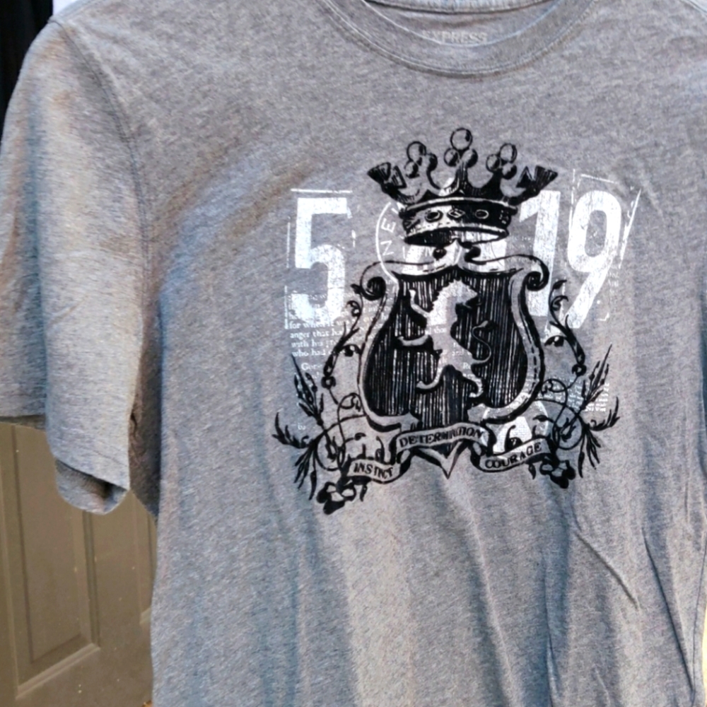 Men's t-shirt